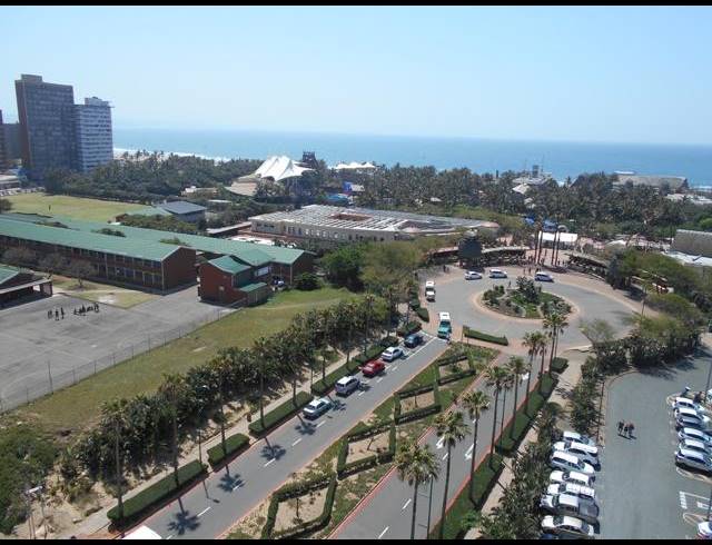 2 BEDROOM APARTMENT TO LET IN POINT WATERFRONT